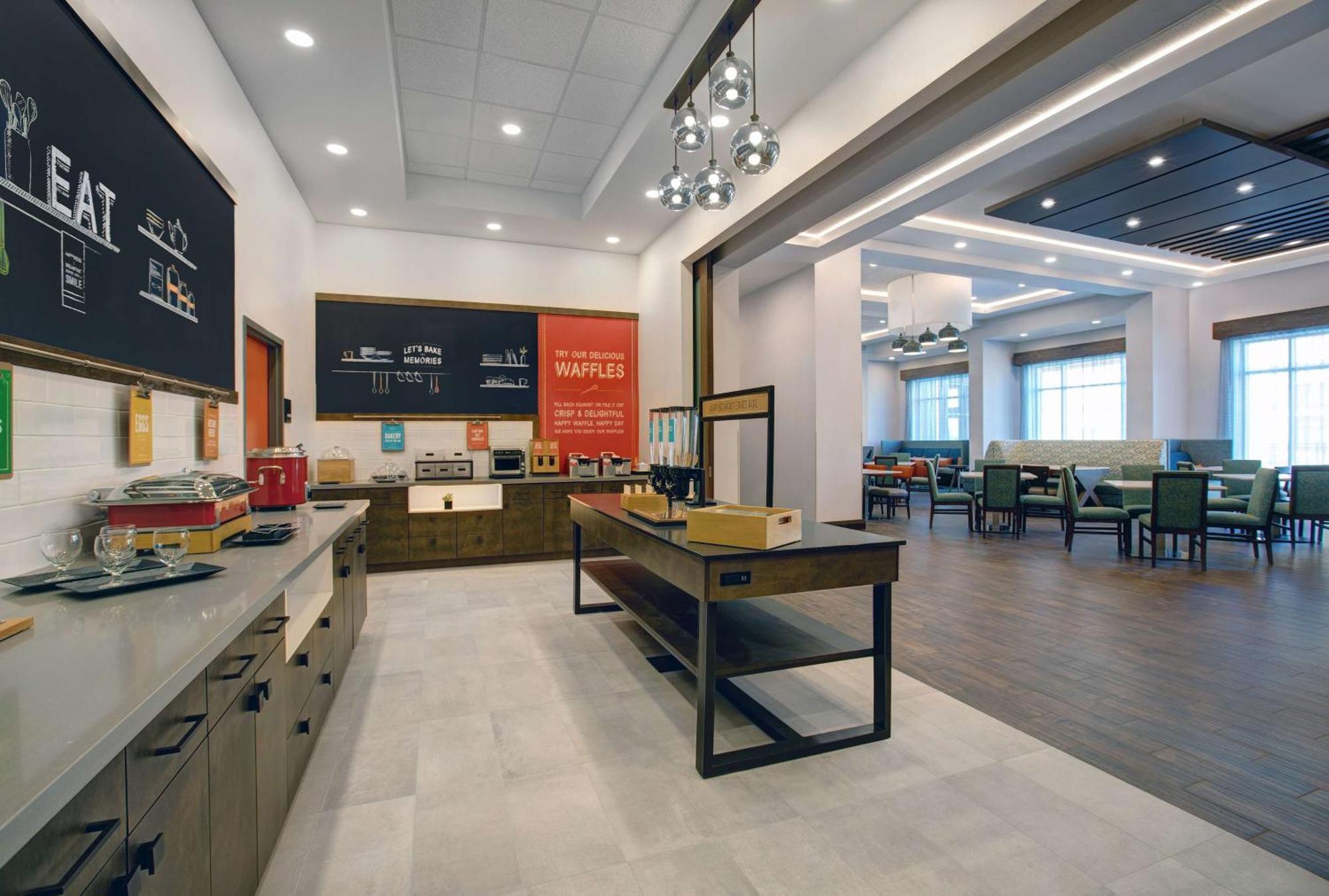 Hampton Inn & Suites By Hilton Waterloo St. Jacobs Экстерьер фото