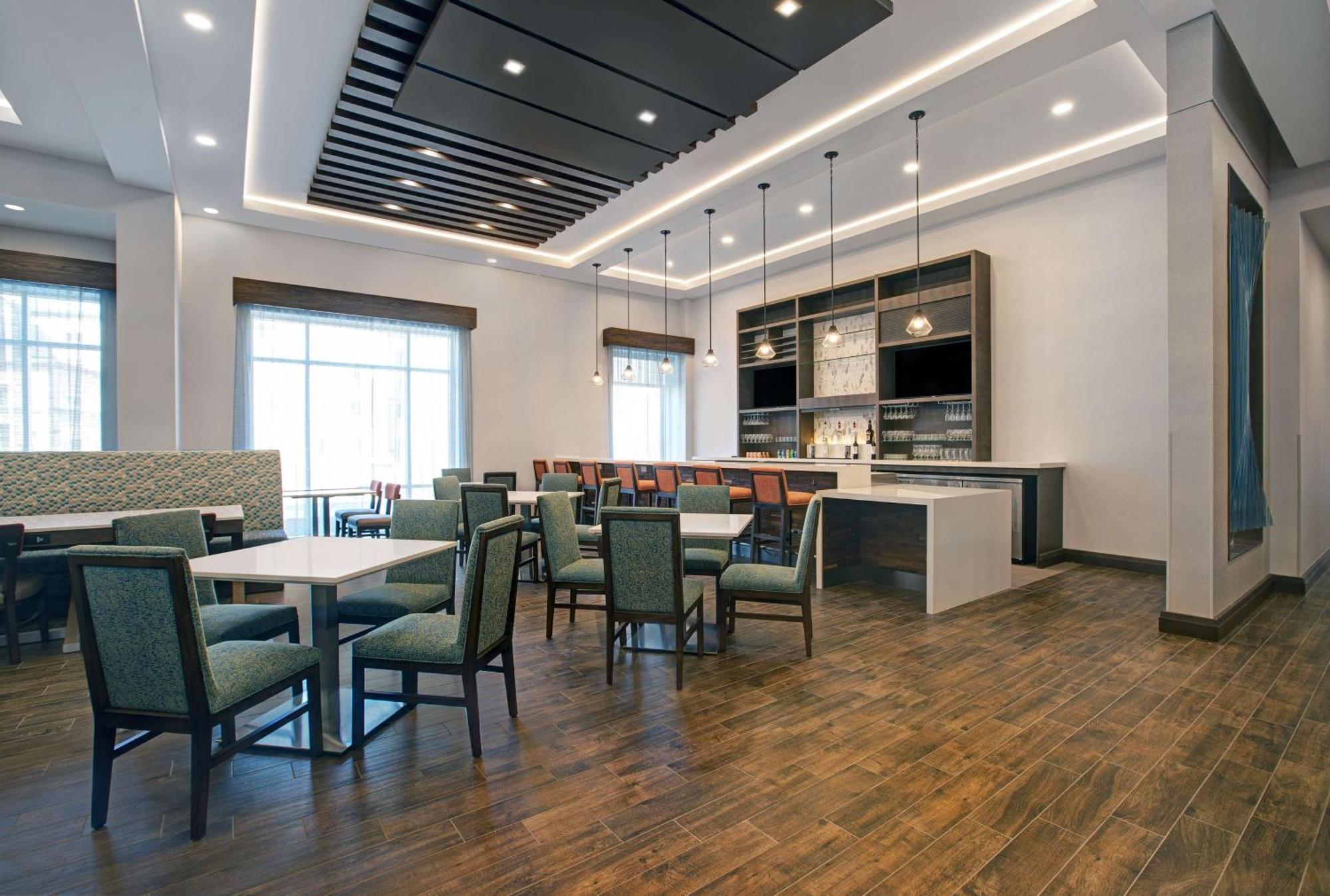 Hampton Inn & Suites By Hilton Waterloo St. Jacobs Экстерьер фото